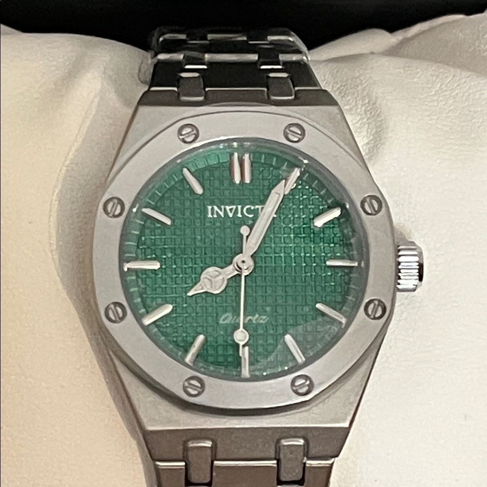 NWT - 69264 - Invicta Celestial Silver Watch with Green Dial - Picture 3 of 6